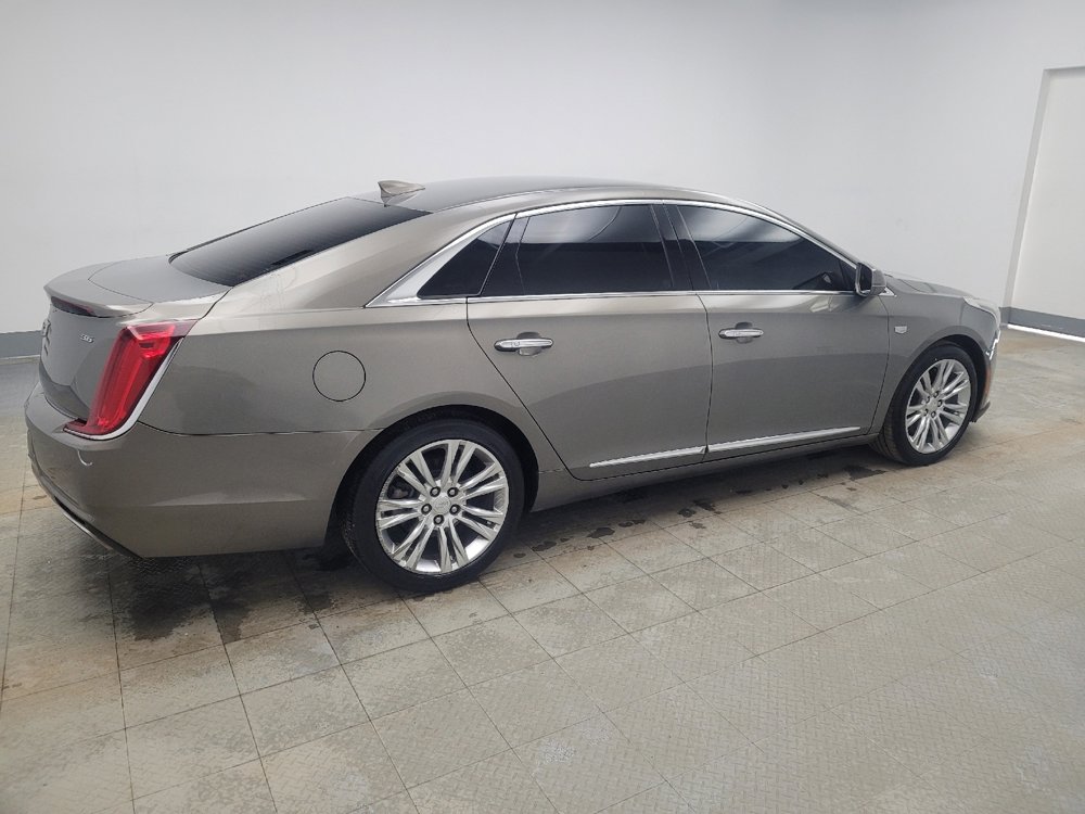 Used 2019 Cadillac XTS Luxury image 10