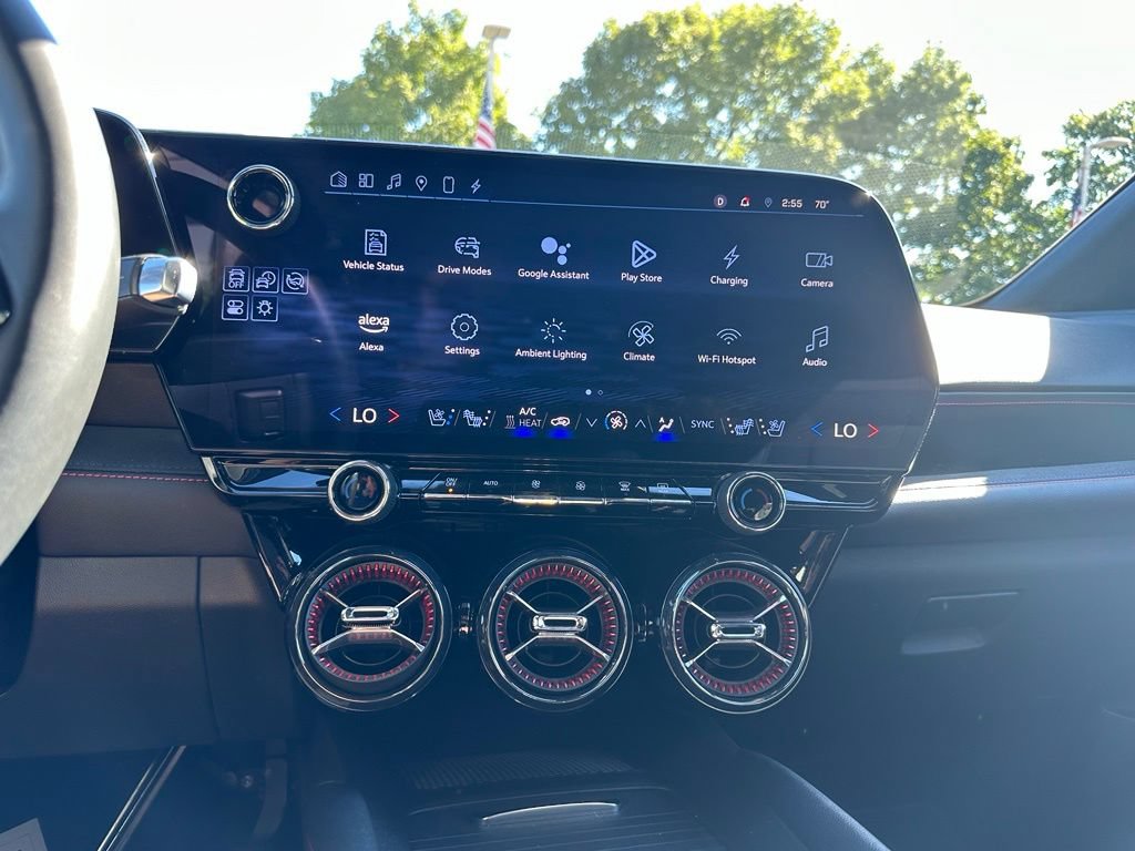 Used 2024 Chevrolet Blazer EV RS AWD/4WD image 16