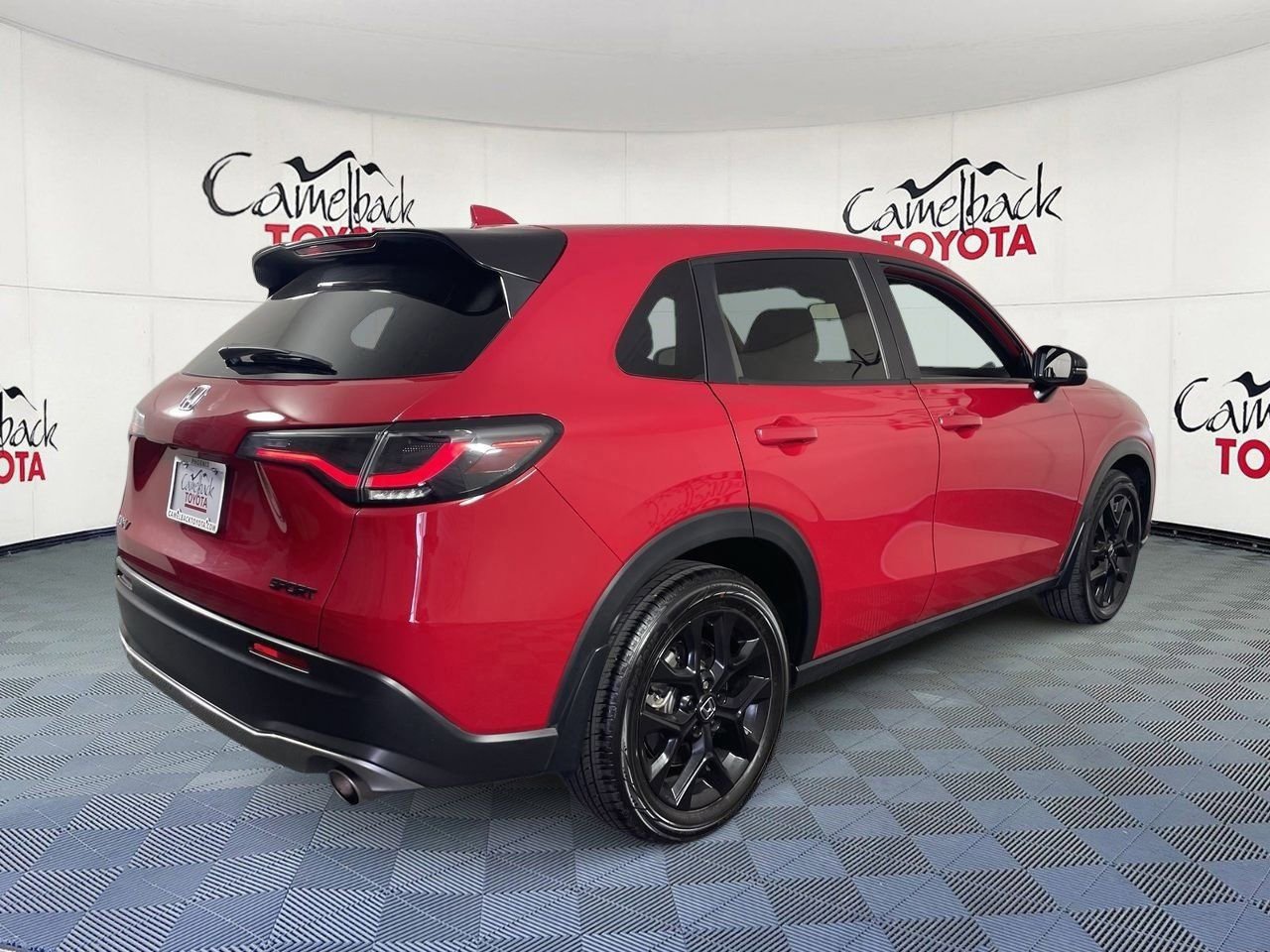 Used 2024 Honda HR-V Sport image 7