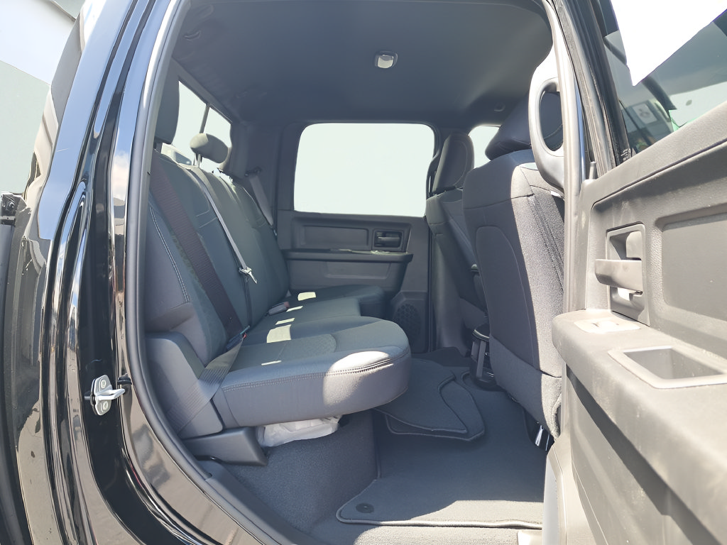 New 2026 RAM 2500 Tradesman AWD/4WD image 23