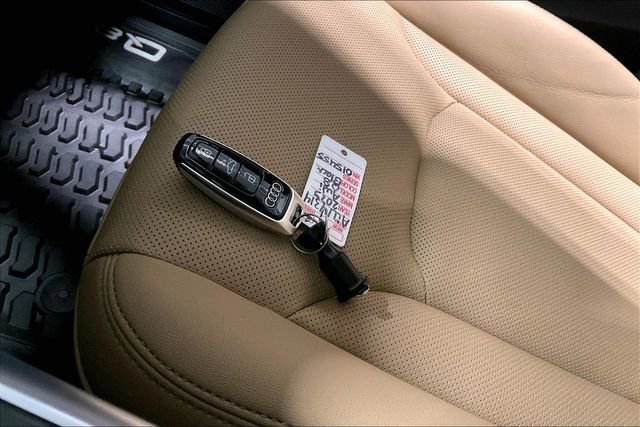 Used 2025 Audi Q8 Premium Plus w/ Premium Plus Package image 11