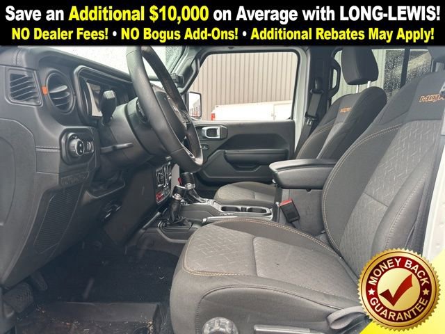Used 2024 Jeep Gladiator Mojave w/ Technology Group image 16