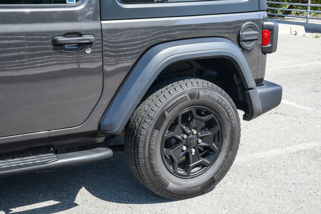 Used 2020 Jeep Wrangler Sport AWD/4WD image 12