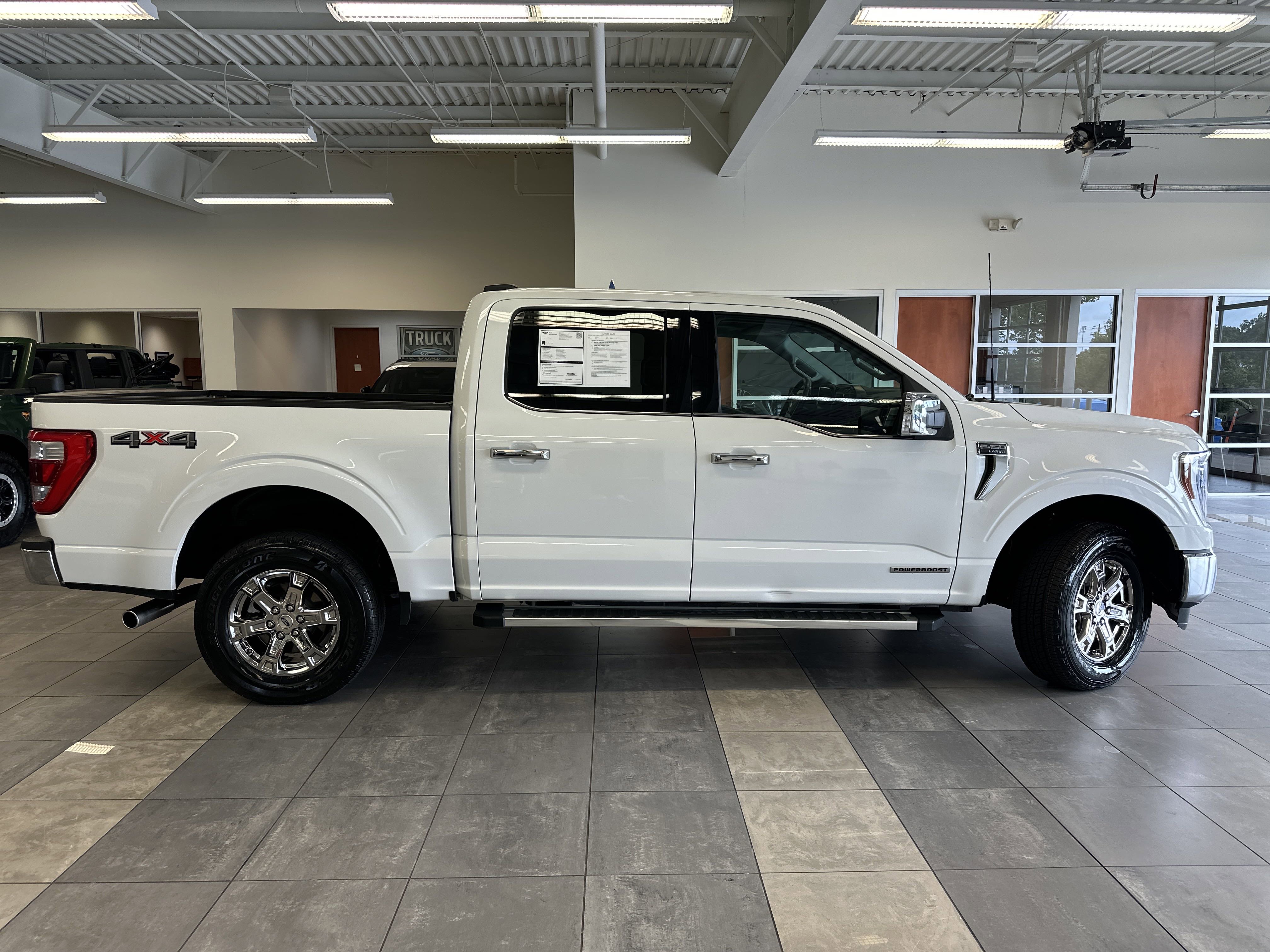 Certified 2022 Ford F150 Lariat w/ Equipment Group 502A High image 13