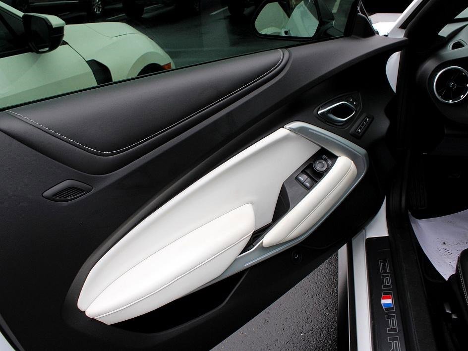 Used 2019 Chevrolet Camaro SS image 37