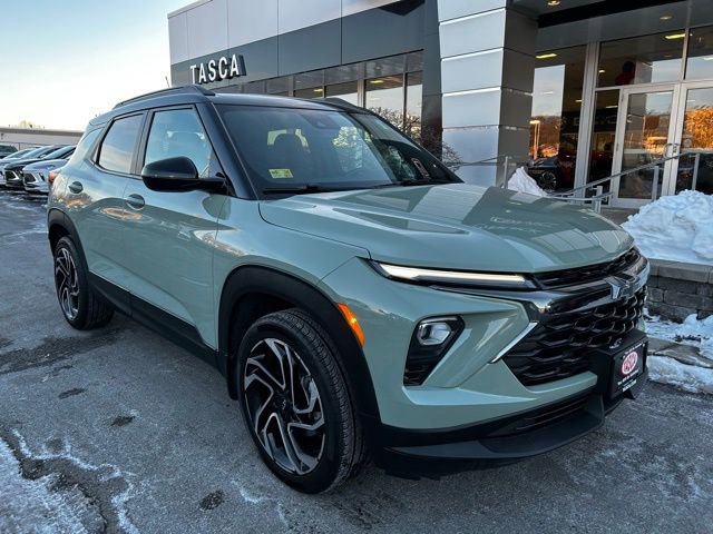 Used 2024 Chevrolet TrailBlazer RS w/ Convenience Package image 1