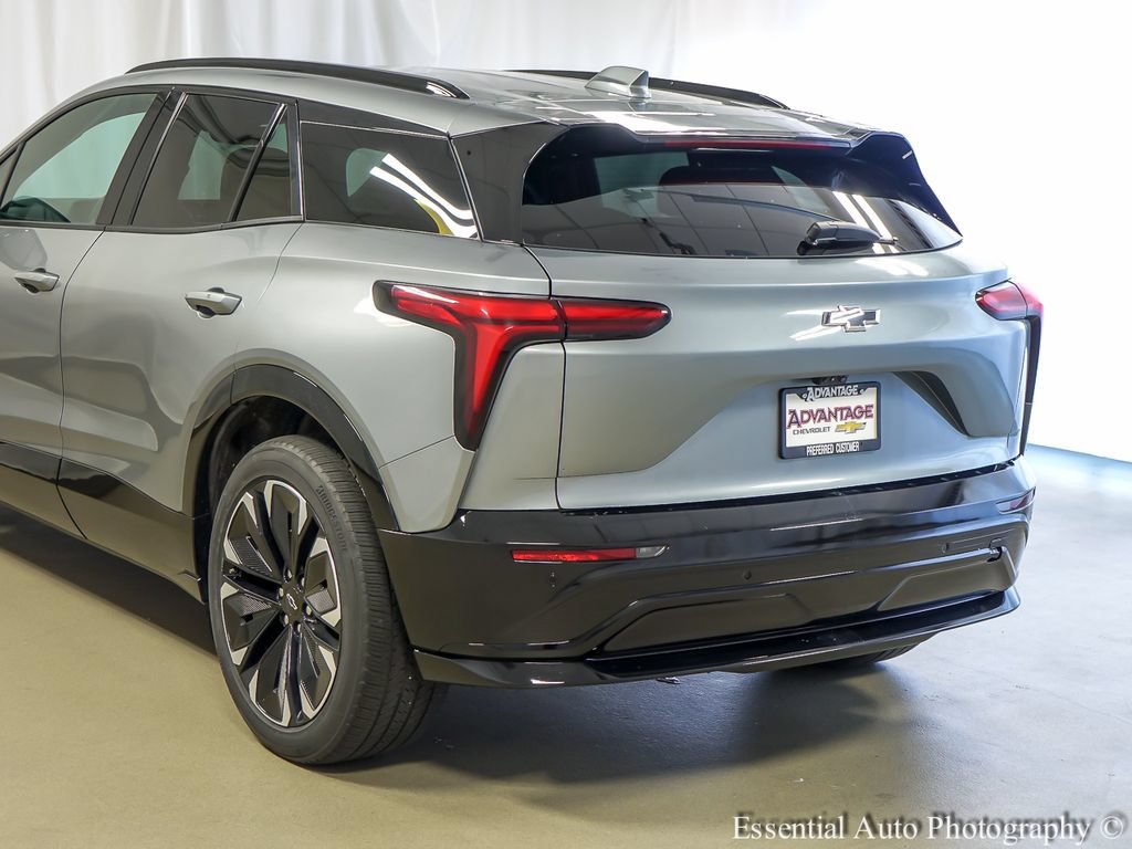Used 2024 Chevrolet Blazer EV RS RWD image 7