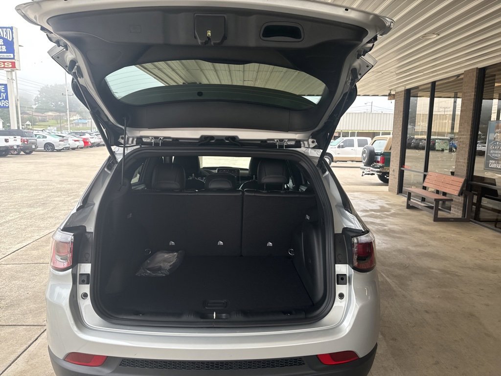 New 2026 Jeep Compass Latitude image 24