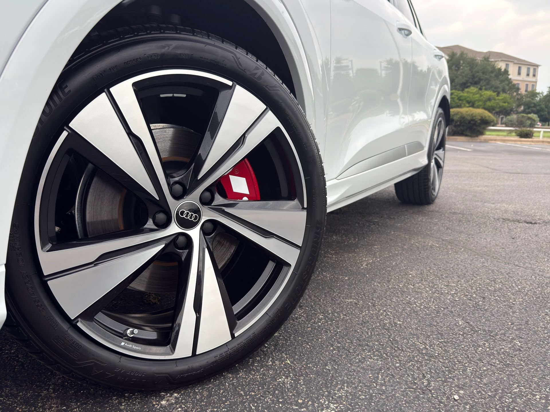 New 2026 Audi SQ5 Prestige AWD/4WD image 5