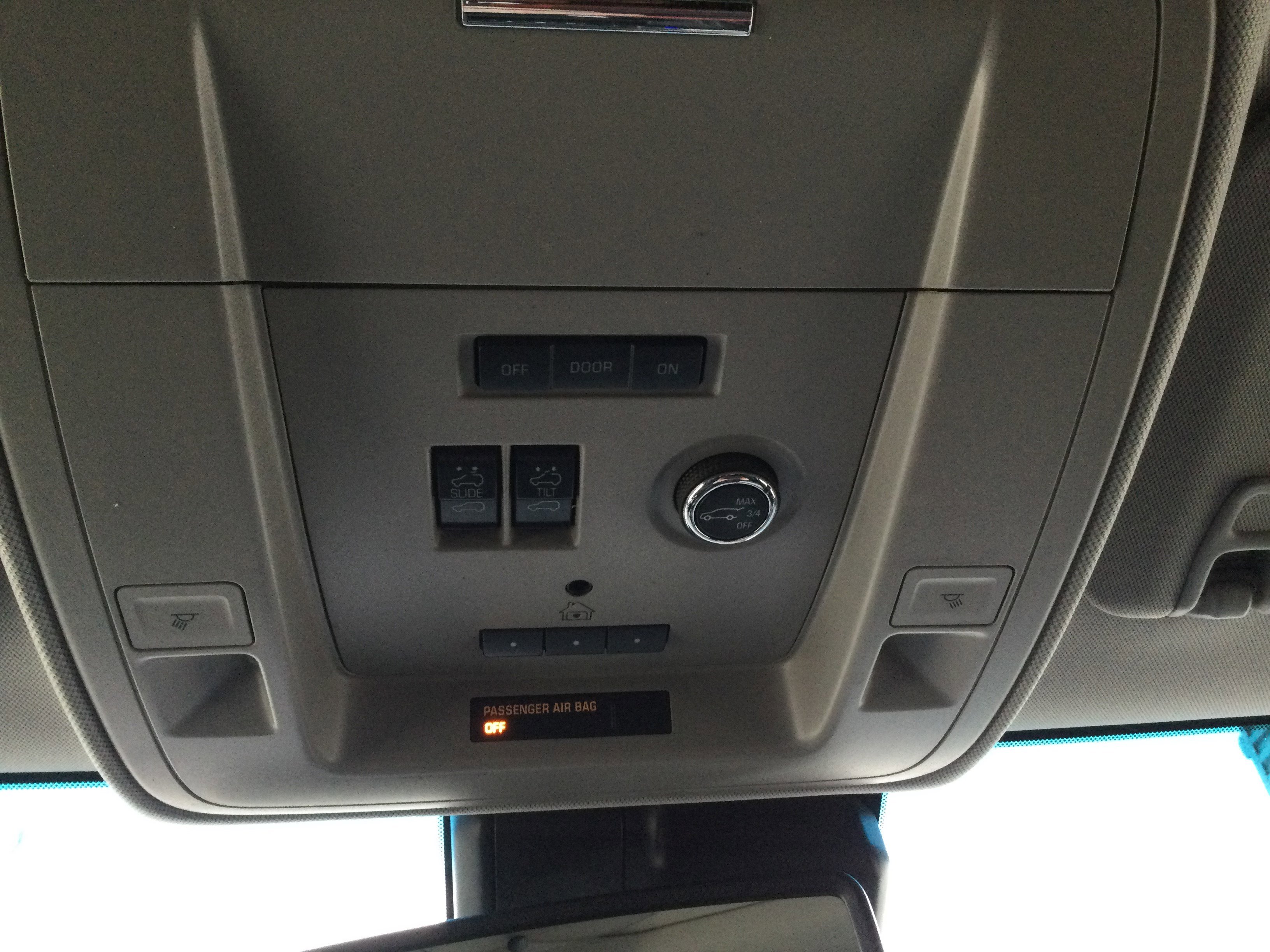 Used 2015 GMC Yukon XL SLT image 12