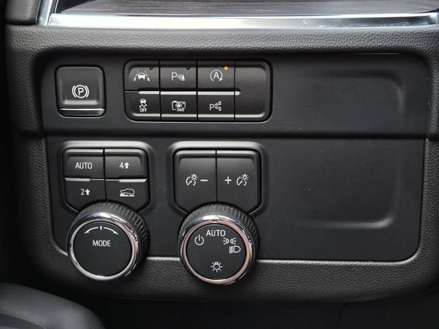 Used 2025 Chevrolet Tahoe LT AWD/4WD image 26