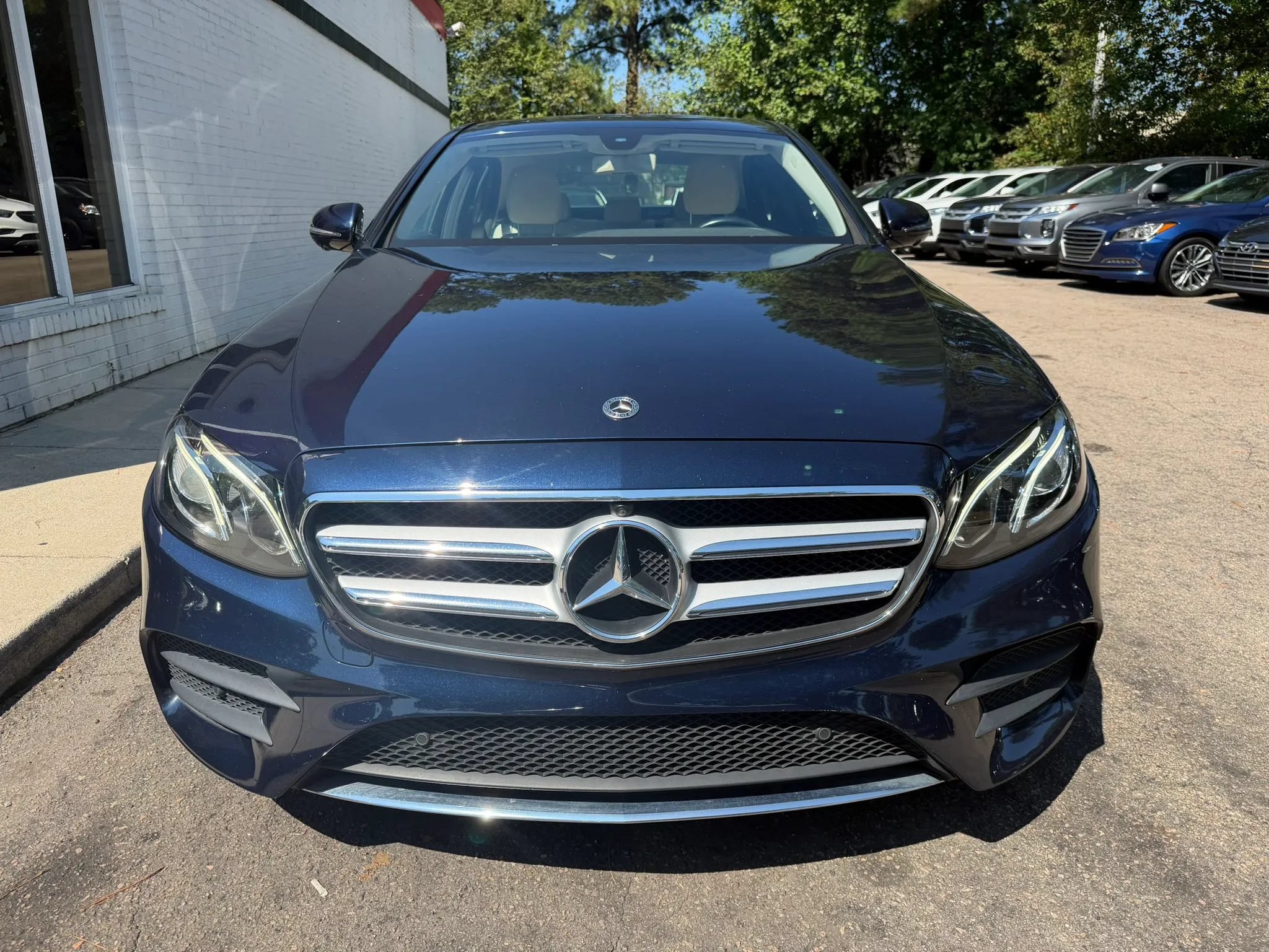 Used 2019 Mercedes-Benz E 300 4MATIC w/ Premium 1 Package image 3