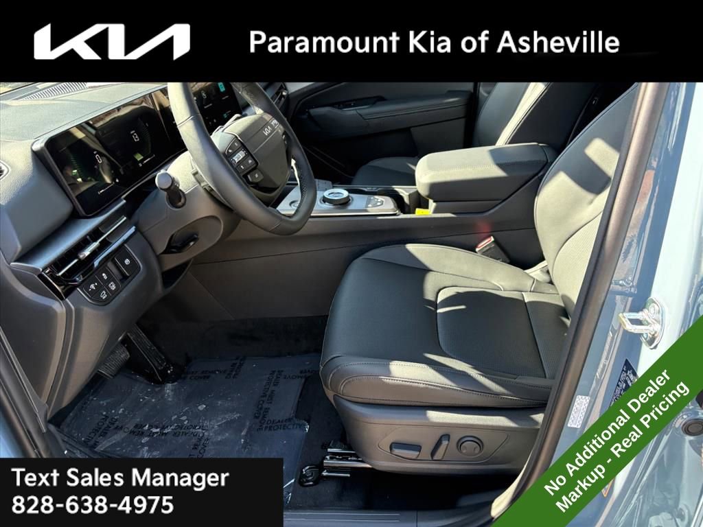 New 2026 Kia Sportage EX image 18