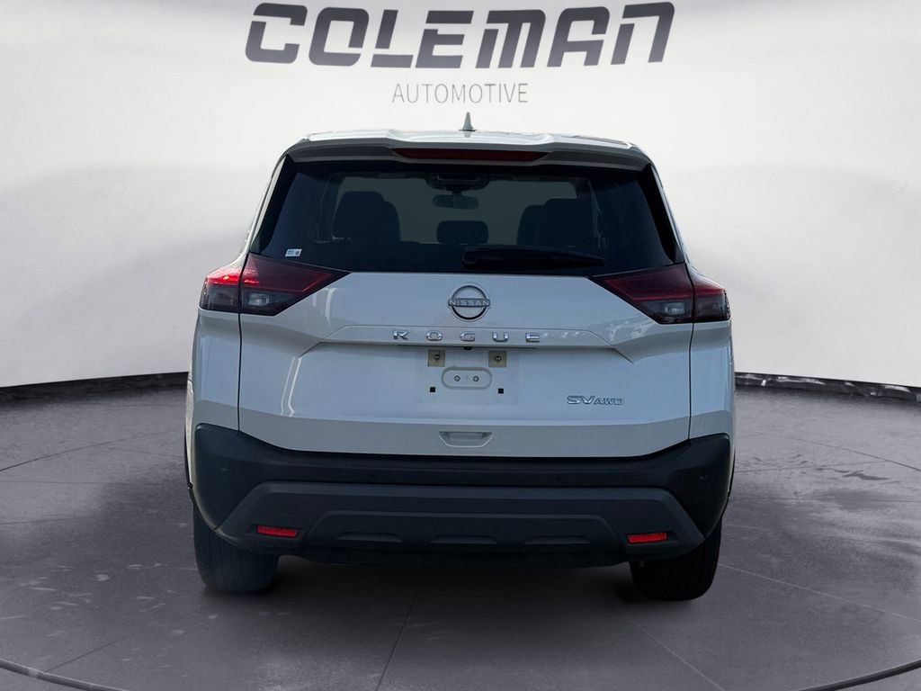 Used 2023 Nissan Rogue SV image 4