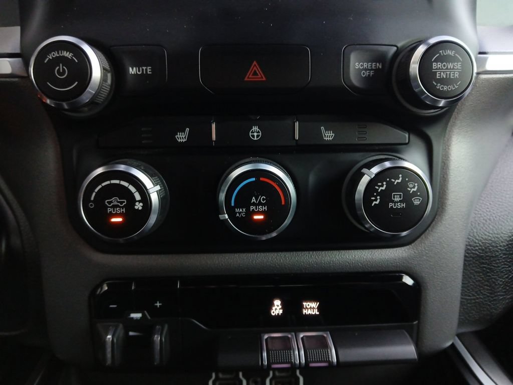 Used 2023 RAM 1500 Lone Star AWD/4WD image 4