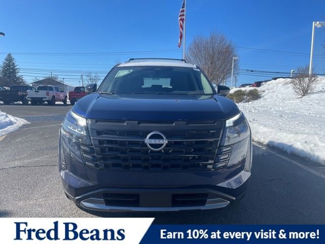 New 2026 Nissan Pathfinder SL image 2