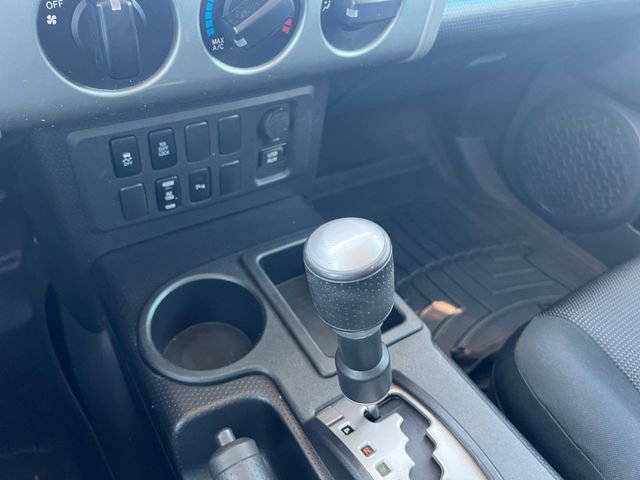 Used 2012 Toyota FJ Cruiser 2WD w/ Upgrade Pkg image 15