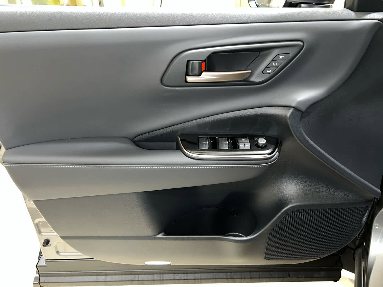 New 2026 Toyota Crown Limited w/ Advanced Technology Package image 11