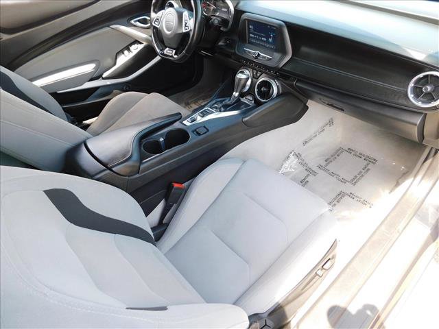 Used 2017 Chevrolet Camaro LT RWD image 26