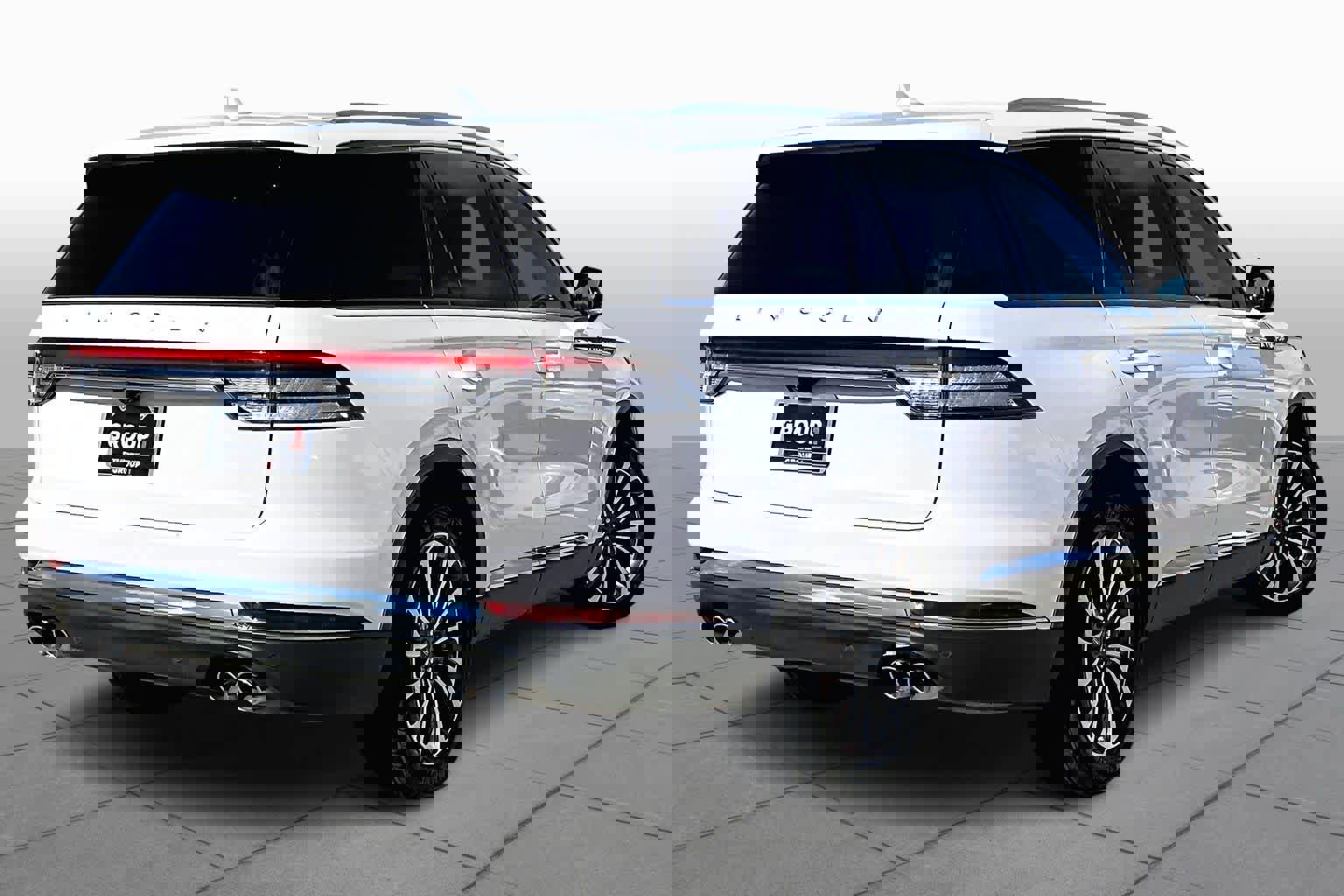 Used 2022 Lincoln Aviator Reserve w/ Elements Package Plus image 13