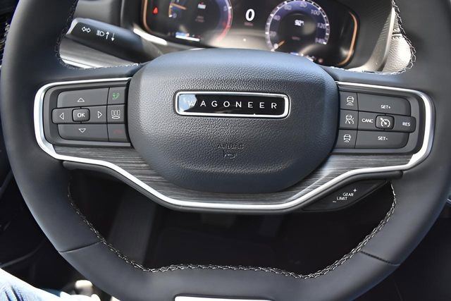 Used 2024 Jeep Wagoneer L Series II w/ Premium Group I image 20