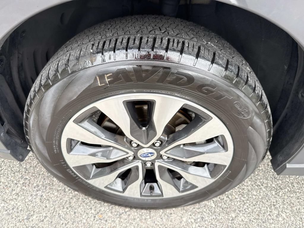 Used 2023 Subaru Outback Limited AWD/4WD image 11