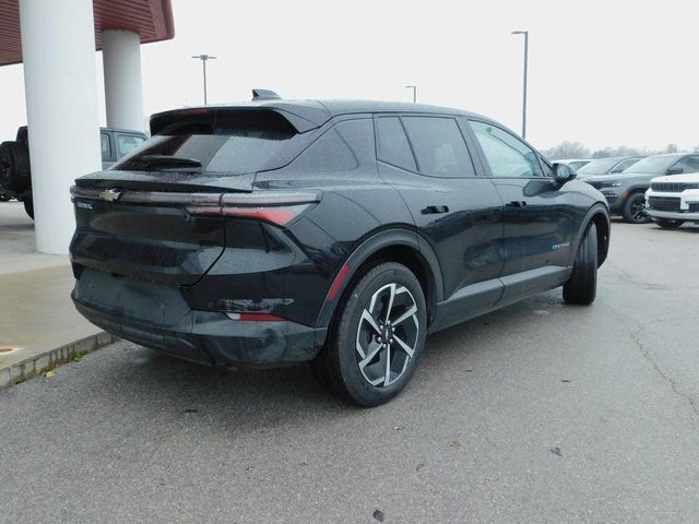 Used 2025 Chevrolet Equinox EV LT image 24