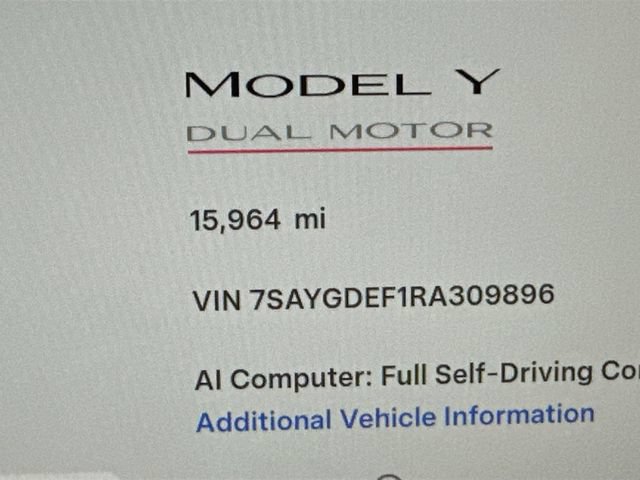 Used 2024 Tesla Model Y Performance AWD/4WD image 16