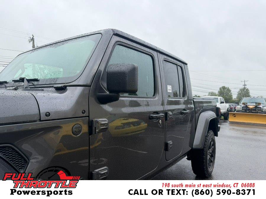Used 2023 Jeep Gladiator Sport AWD/4WD image 5