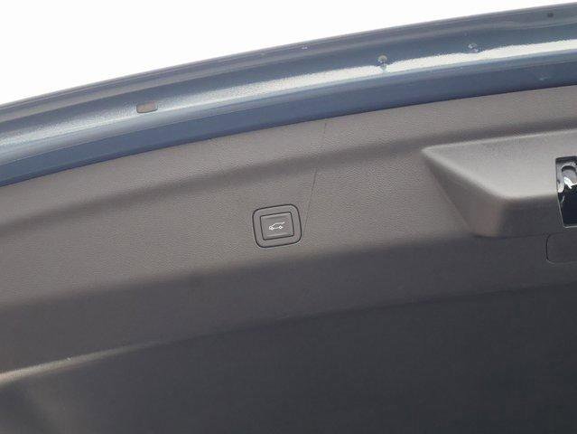 New 2026 GMC Yukon Denali w/ Sun & Power Step Package image 21