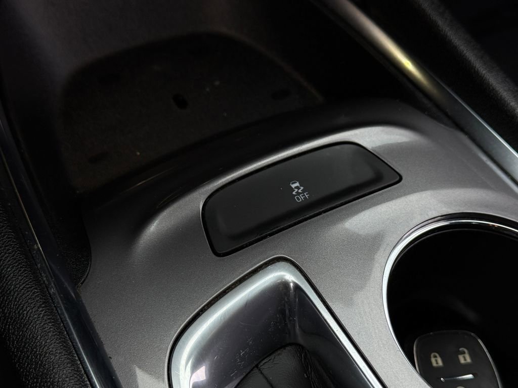 Used 2023 Chevrolet Malibu LT image 27