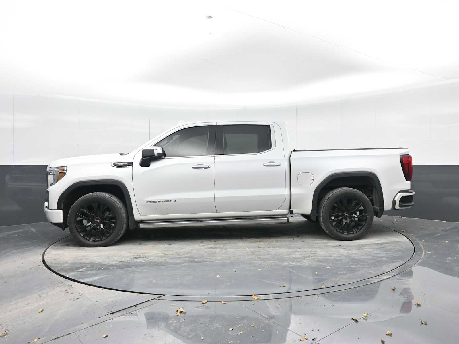 Used 2022 GMC Sierra 1500 Denali image 3
