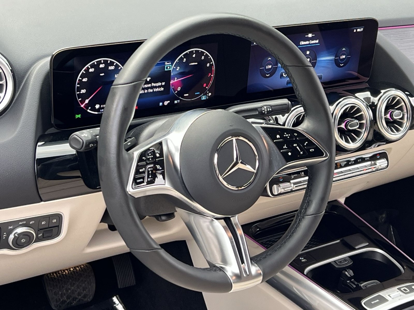 Certified 2026 Mercedes-Benz GLA 250 4MATIC image 21