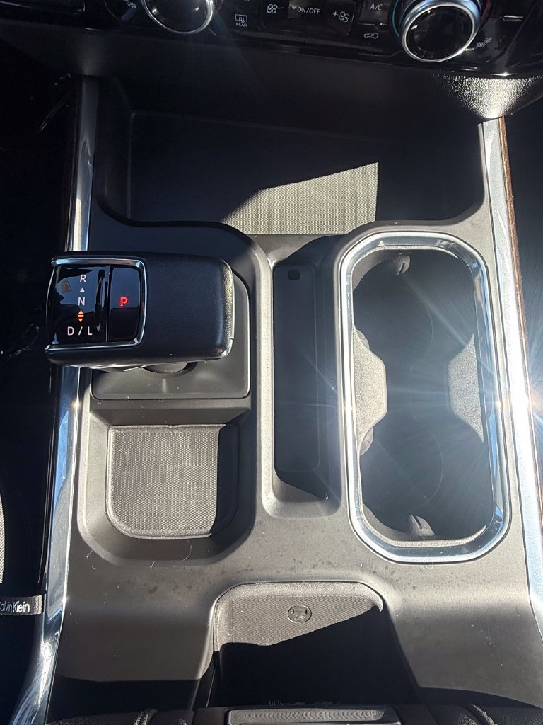 Used 2022 GMC Sierra 1500 Elevation w/ X31 Off-Road Package AWD/4WD image 25