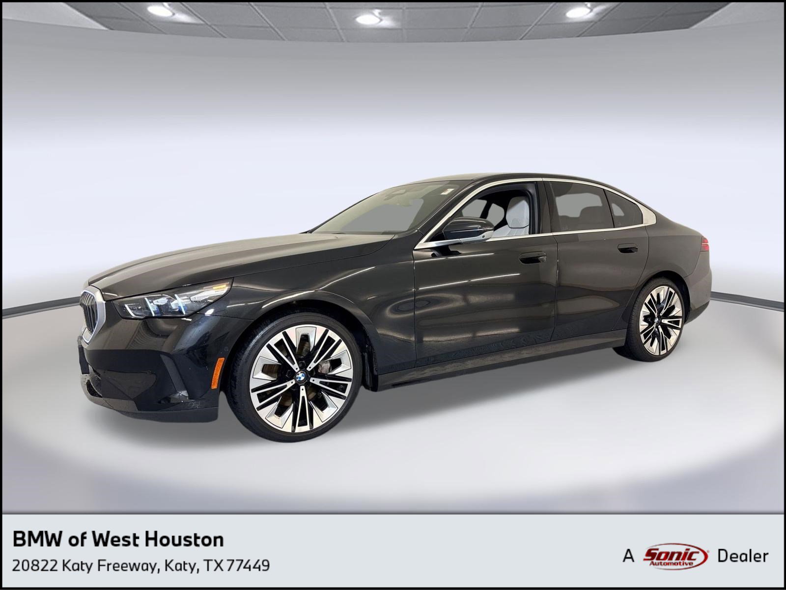 Certified 2024 BMW 540i xDrive w/ Executive Package AWD/4WD image 1