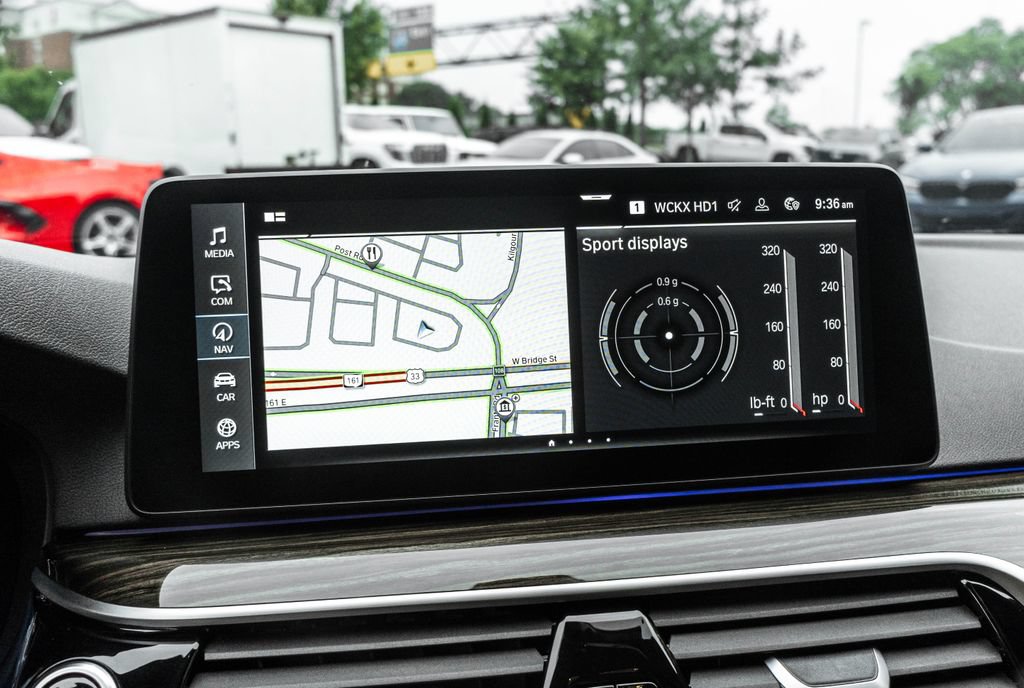 Used 2023 BMW 530e RWD image 19