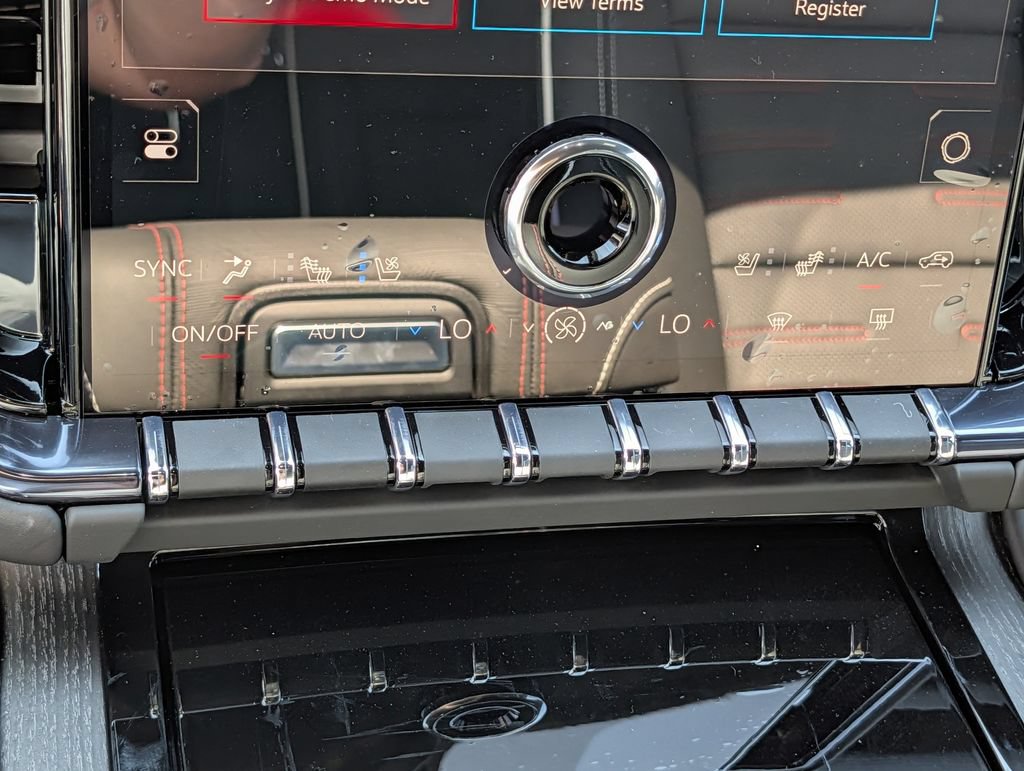 New 2026 GMC Yukon XL AT4 Ultimate w/ LPO, Floor Liner Package AWD/4WD image 16
