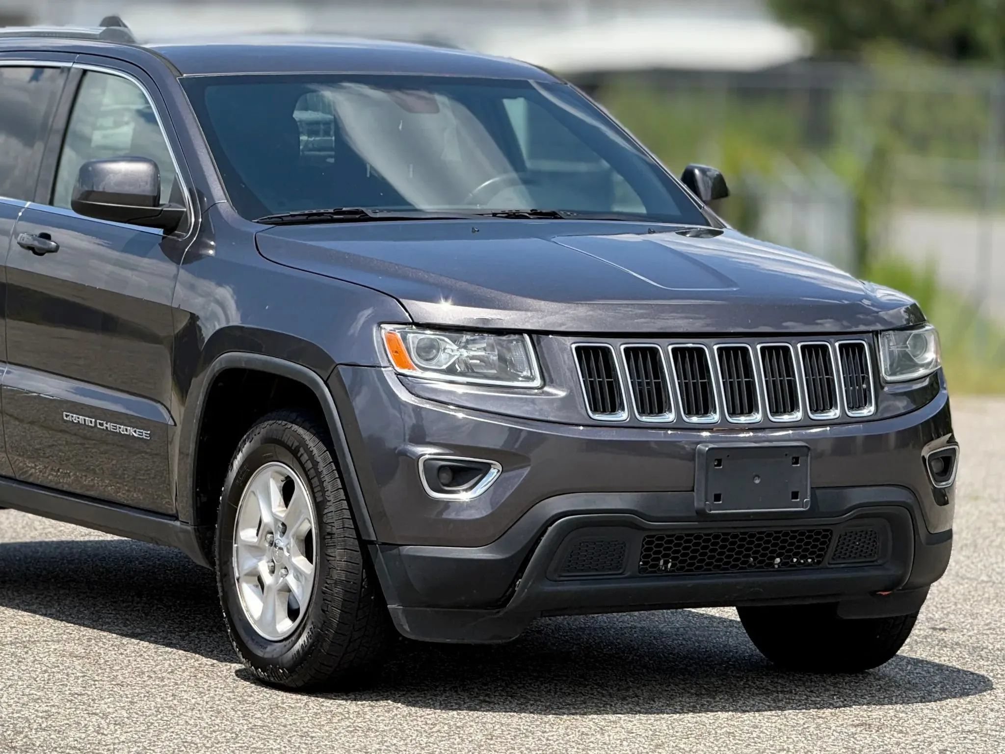 Used 2016 Jeep Grand Cherokee Laredo w/ Quick Order Package 23E AWD/4WD image 15