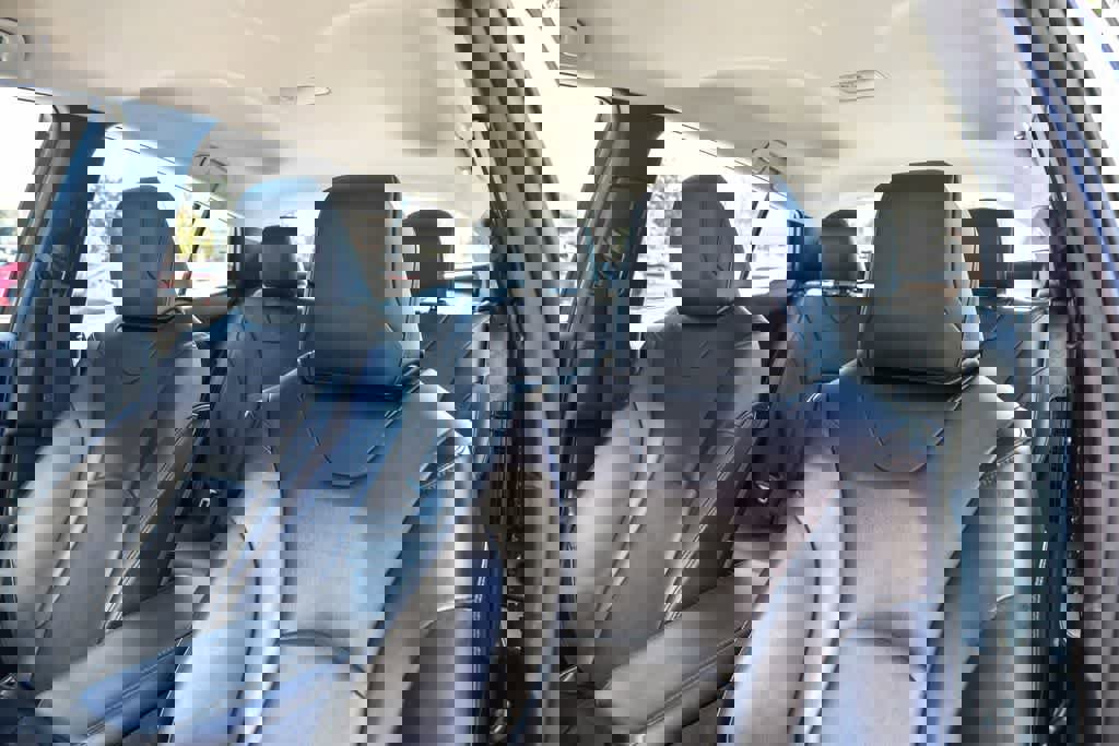 Used 2019 Toyota Prius Prime Advanced image 17