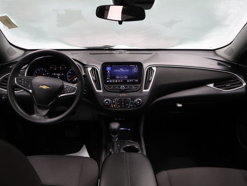 Used 2024 Chevrolet Malibu LT image 18