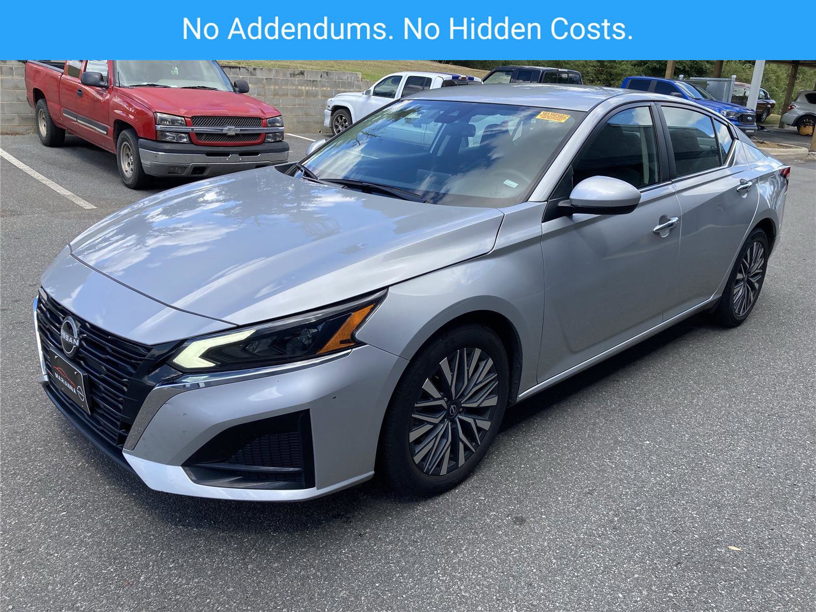 Used 2023 Nissan Altima 2.5 SV