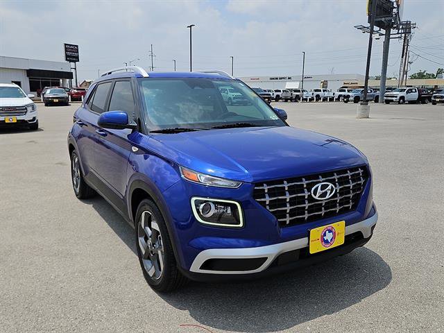 Used 2024 Hyundai Venue Limited FWD image 7