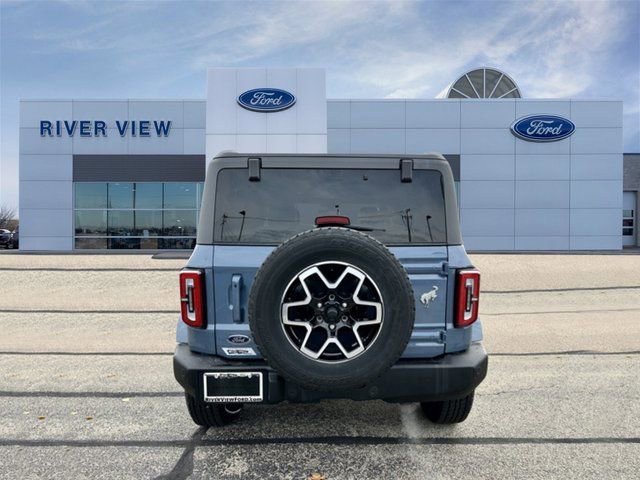 Used 2024 Ford Bronco Outer Banks image 5