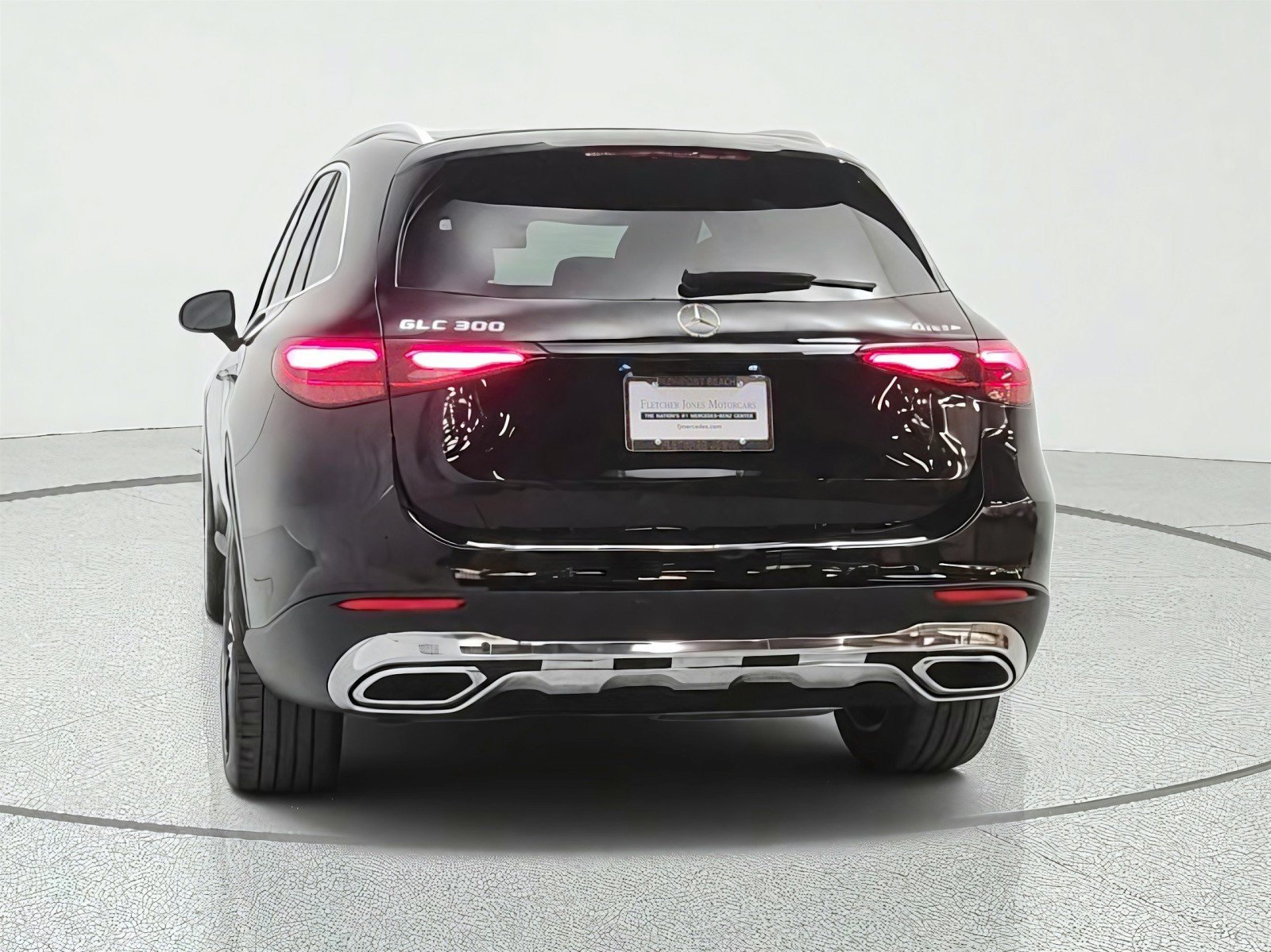 Certified 2023 Mercedes-Benz GLC 300 4MATIC w/ Driver Assistance Package image 6