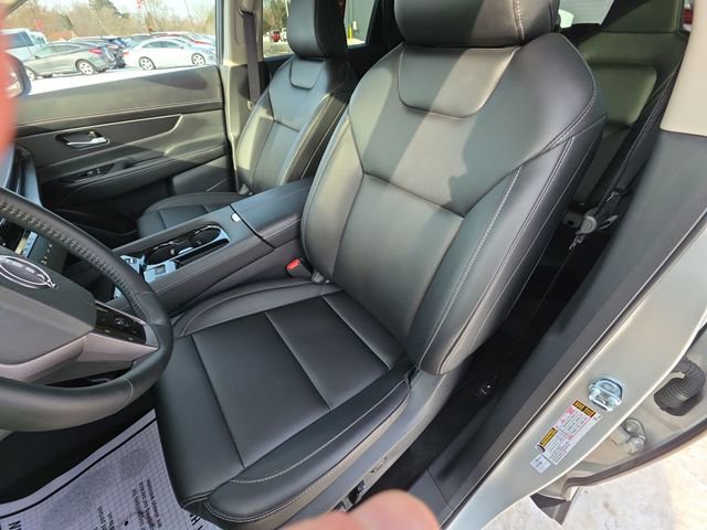 Certified 2025 Nissan Murano SV image 11