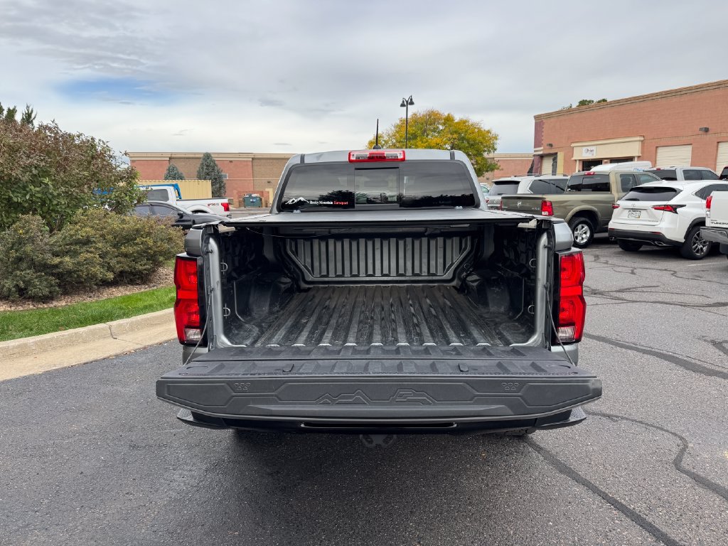 Used 2023 Chevrolet Colorado Z71 w/ Z71 Convenience Package 2 AWD/4WD image 10