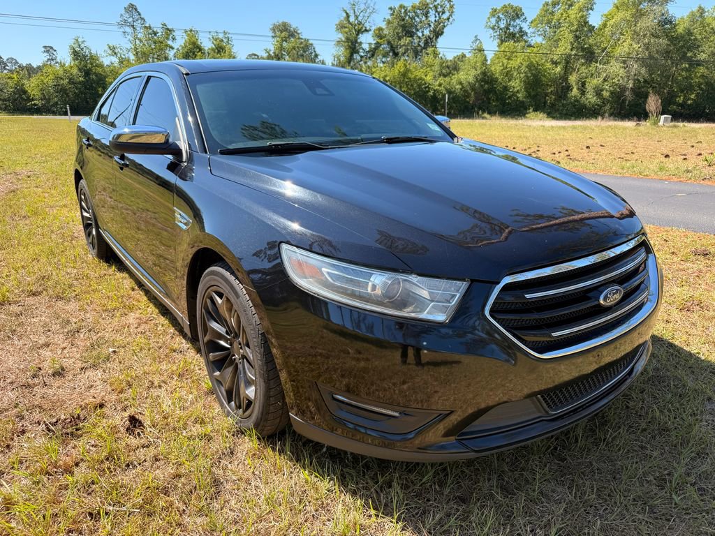 Used 2019 Ford Taurus Limited FWD image 7