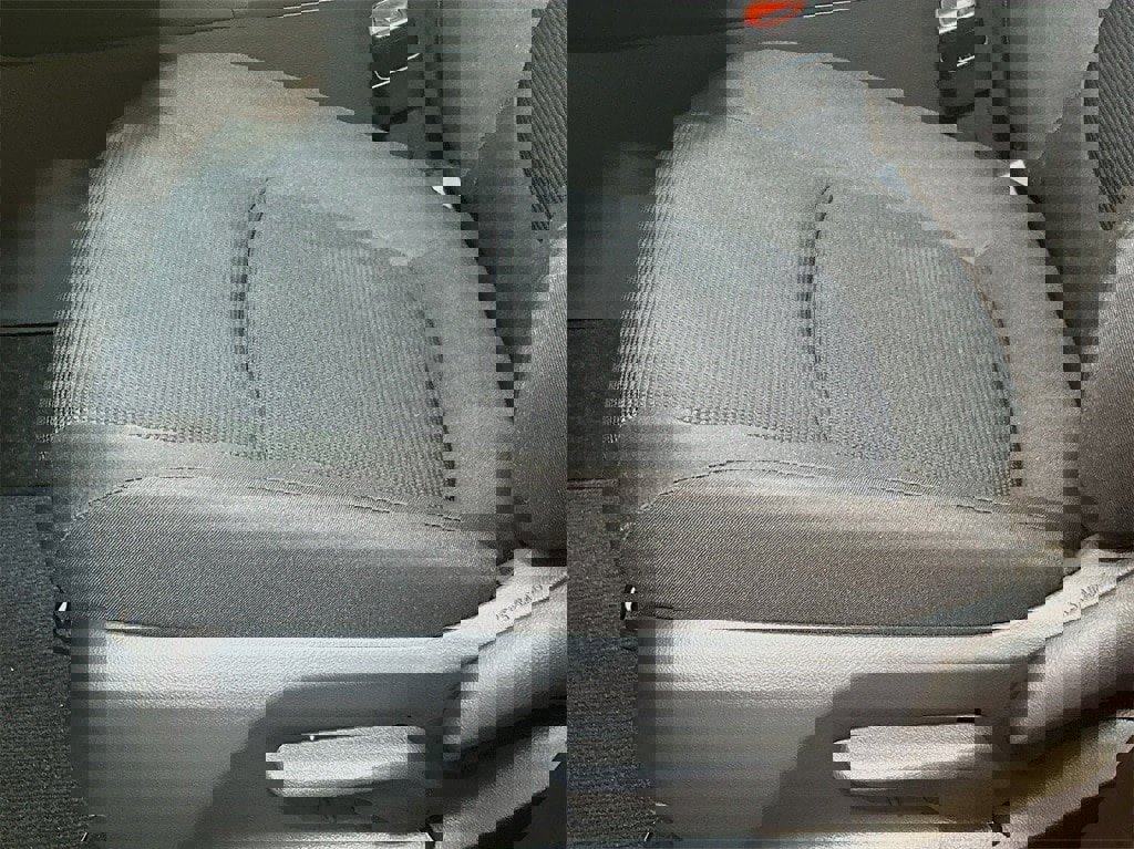 New 2025 Toyota RAV4 LE image 18