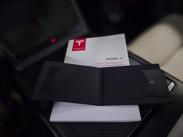 Used 2023 Tesla Model X Plaid image 40