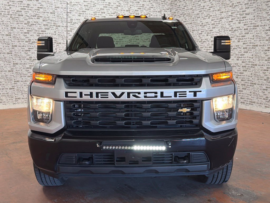 Used 2021 Chevrolet Silverado 2500 Custom w/ Custom Value Package AWD/4WD image 2